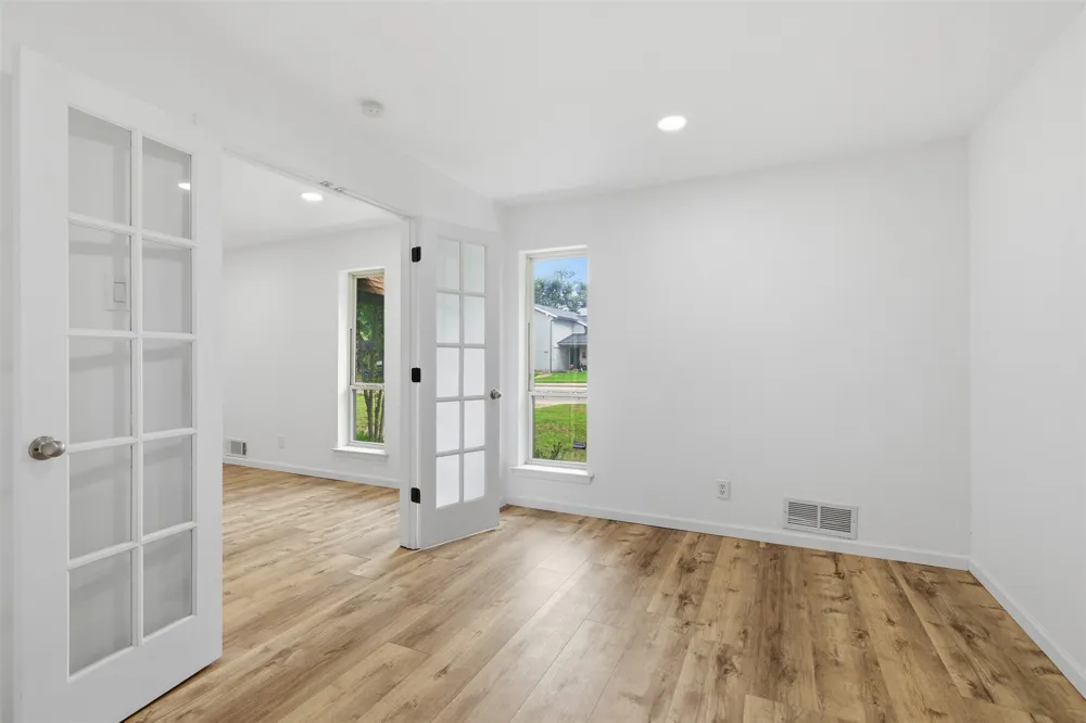 11022 Ferndale Dallas, TX 75238