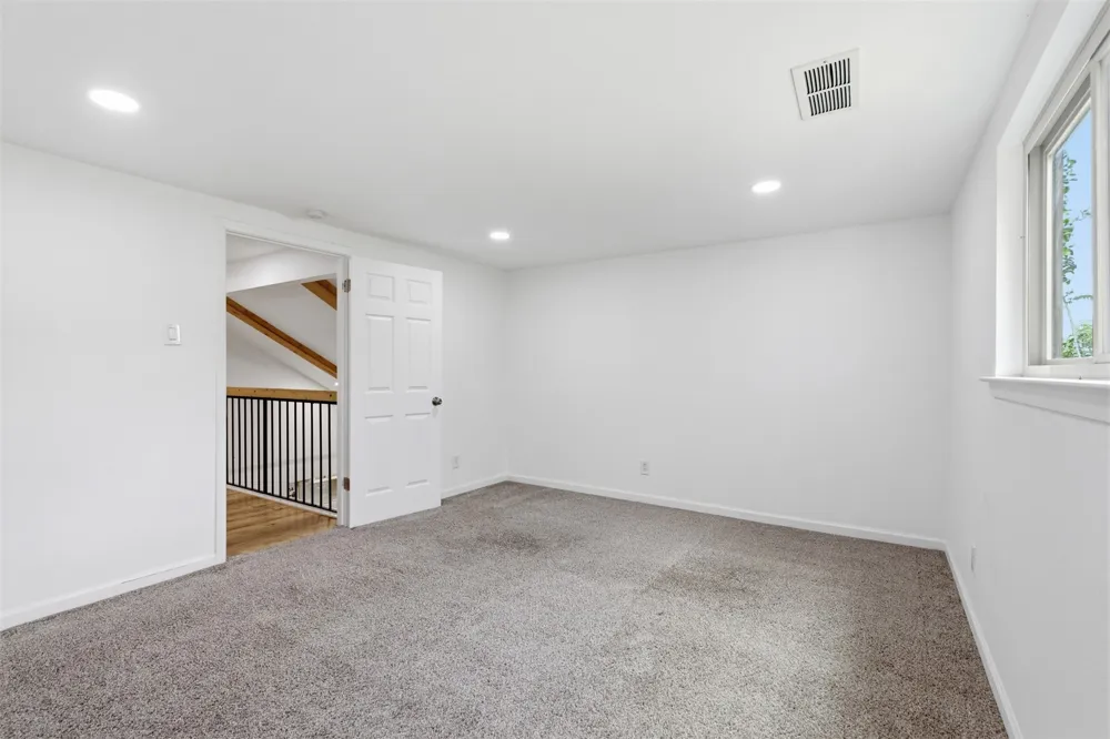 11022 Ferndale Dallas, TX 75238