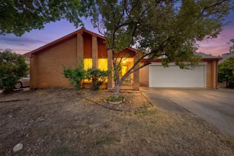 1003 Candlewood Drive