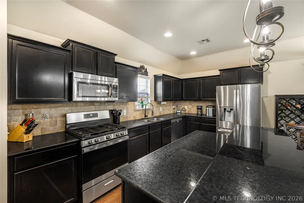 3341 S 208th EastAvenue Broken Arrow, OK 74014