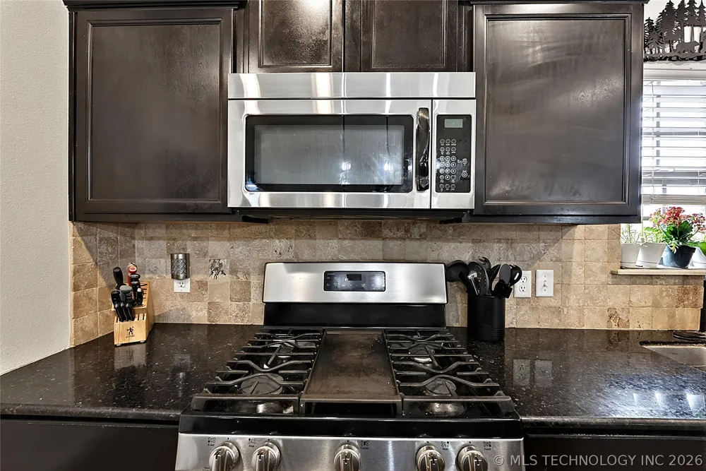 3341 S 208th EastAvenue Broken Arrow, OK 74014