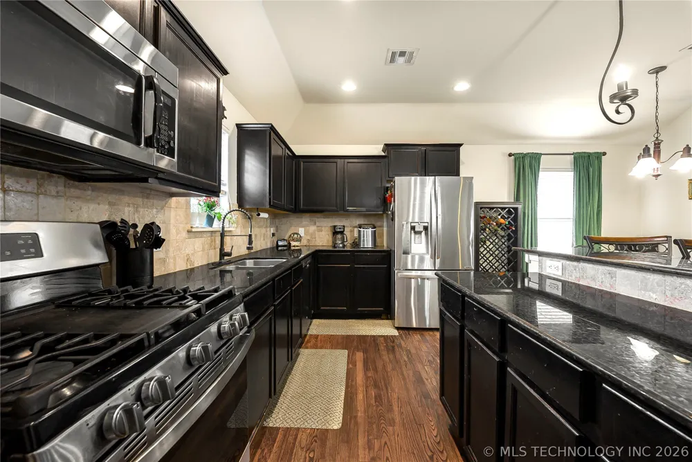 3341 S 208th EastAvenue Broken Arrow, OK 74014