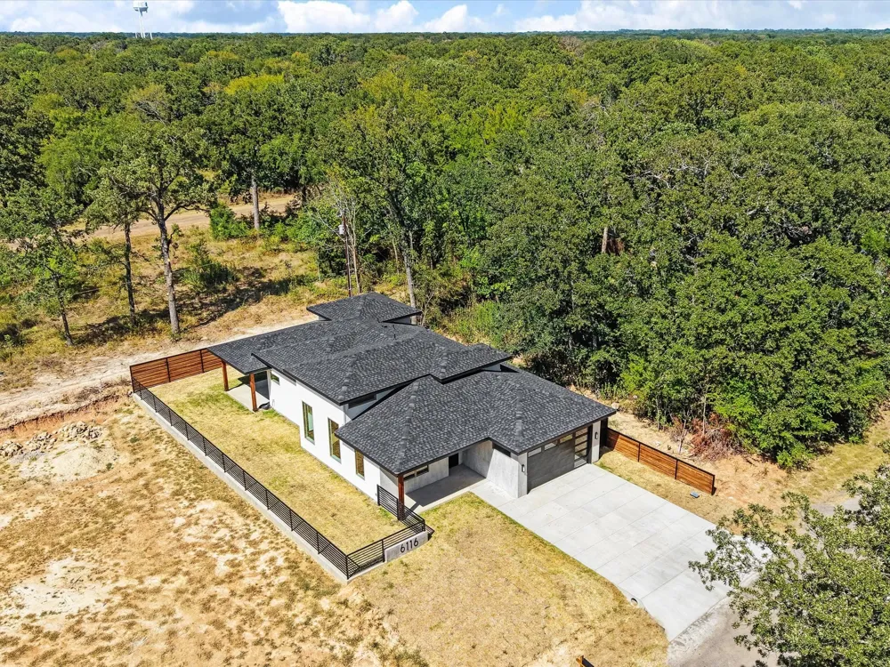 6116 Ottawa Trail Mabank, TX 75156