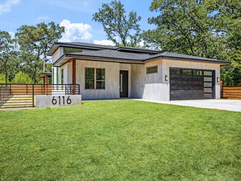 6116 Ottawa Trail
