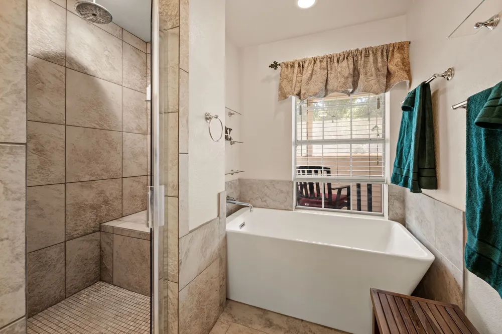 6942 Indian Wells Road Sanger, TX 76266