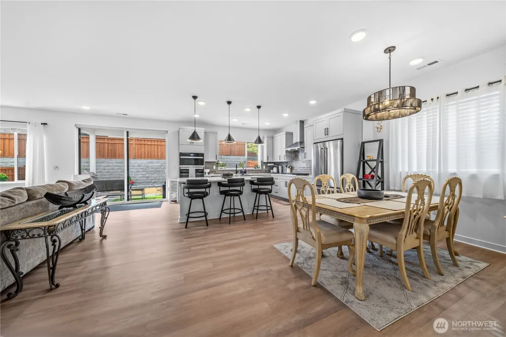15310 204th Avenue E Bonney Lake, WA 98391