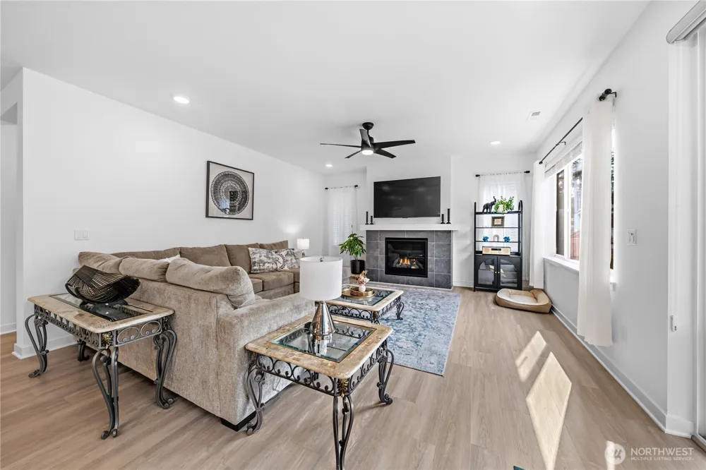 15310 204th Avenue E Bonney Lake, WA 98391