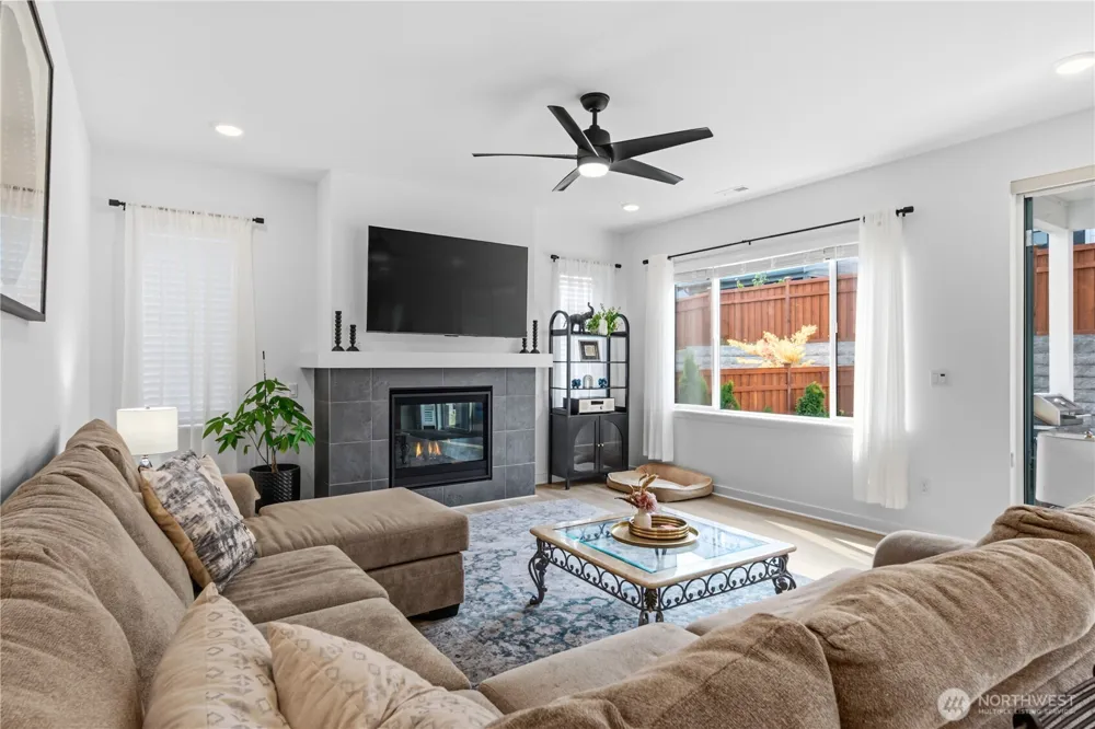 15310 204th Avenue E Bonney Lake, WA 98391