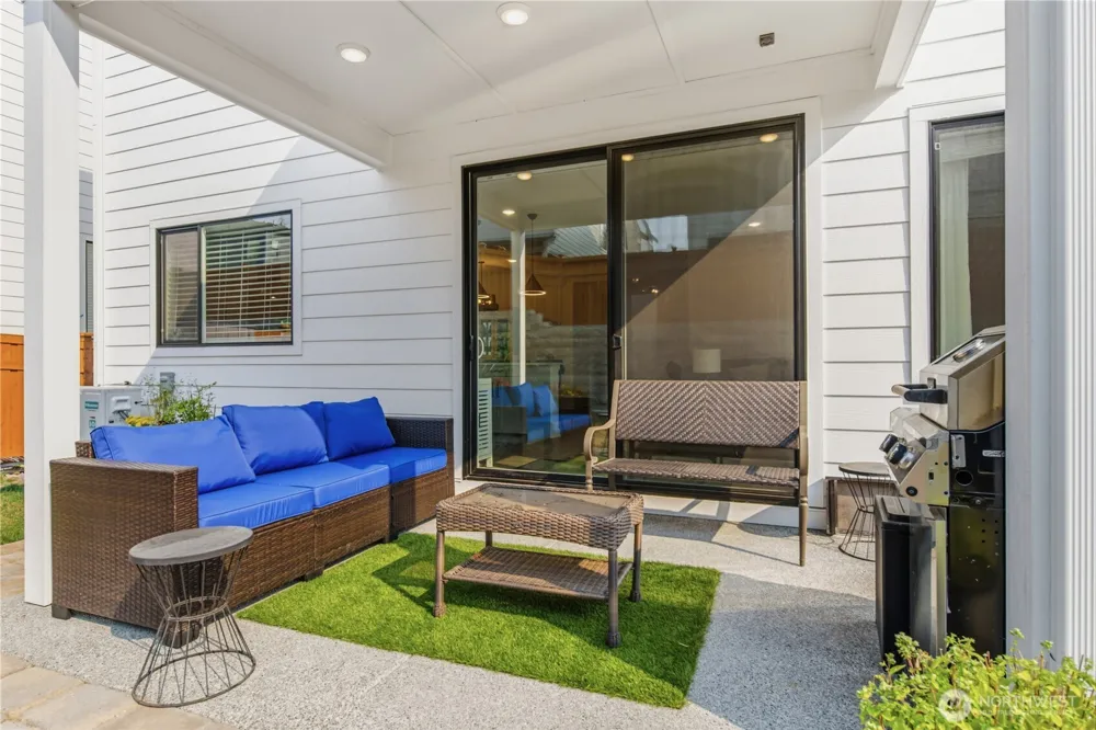 15310 204th Avenue E Bonney Lake, WA 98391
