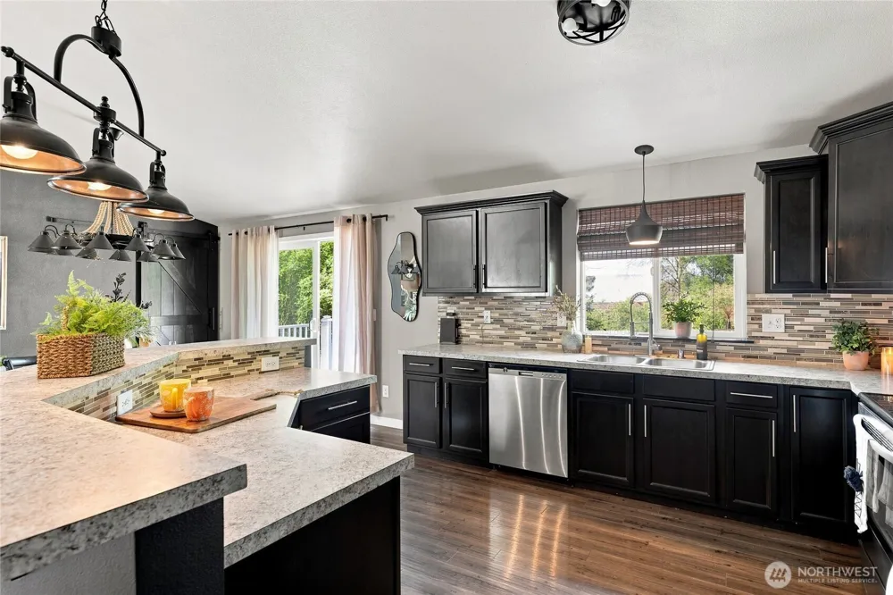 198 Star Road Kalama, WA 98625