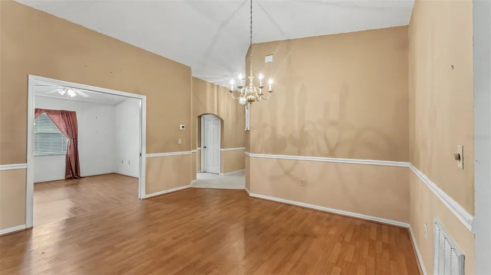 2191 SILVER RE DRIVE Lakeland, FL 33810