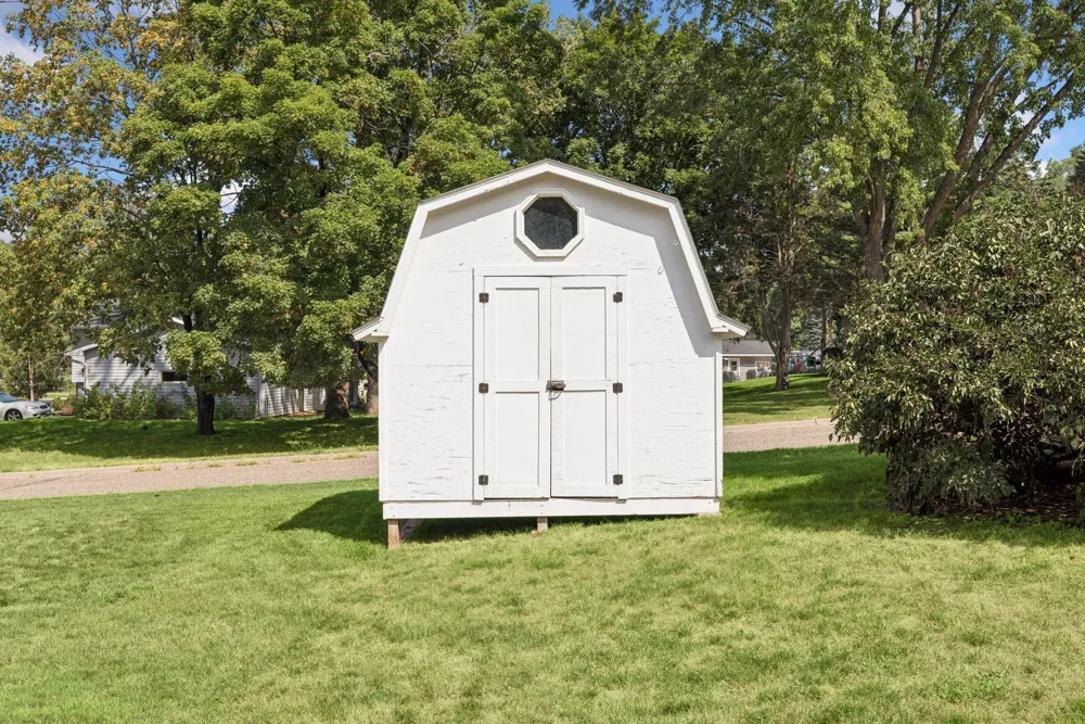 235 Quality Avenue Lakeland, MN 55043