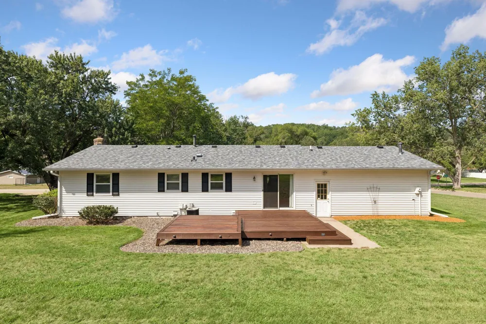 235 Quality Avenue Lakeland, MN 55043