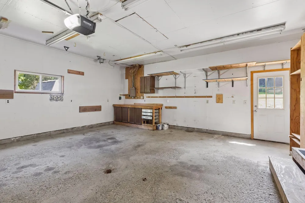 235 Quality Avenue Lakeland, MN 55043