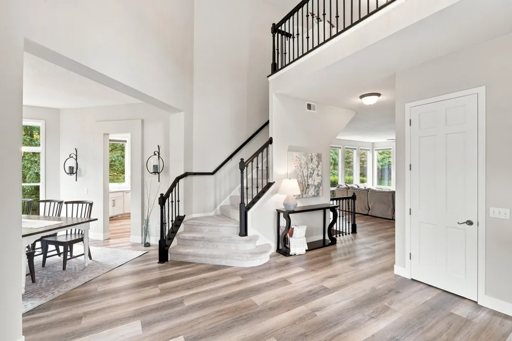6865 Sapphire Lane Chanhassen, MN 55317