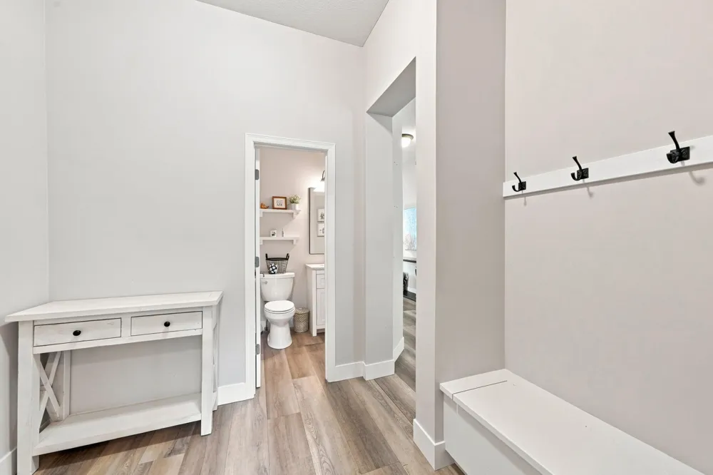 6865 Sapphire Lane Chanhassen, MN 55317