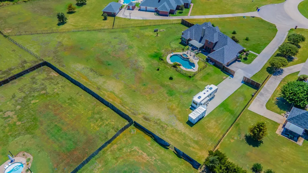 3133 Belmont Lane Terrell, TX 75160