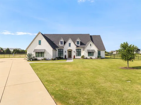 293 Claire Court
