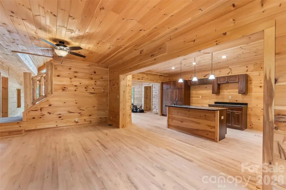 266 Potomac Falls Drive Black Mountain, NC 28711