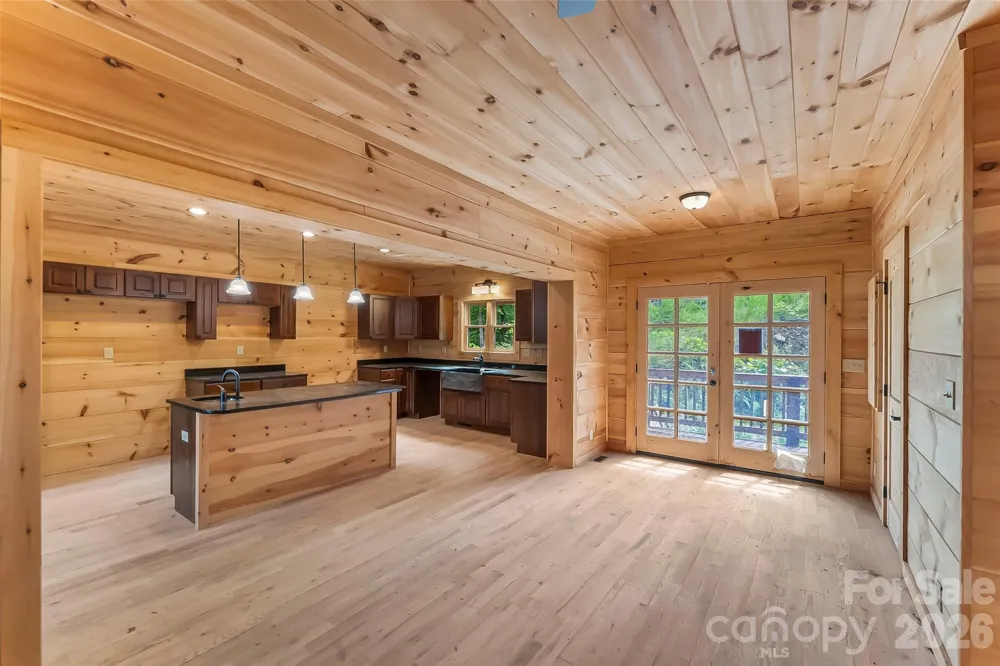 266 Potomac Falls Drive Black Mountain, NC 28711
