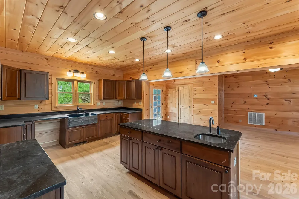266 Potomac Falls Drive Black Mountain, NC 28711