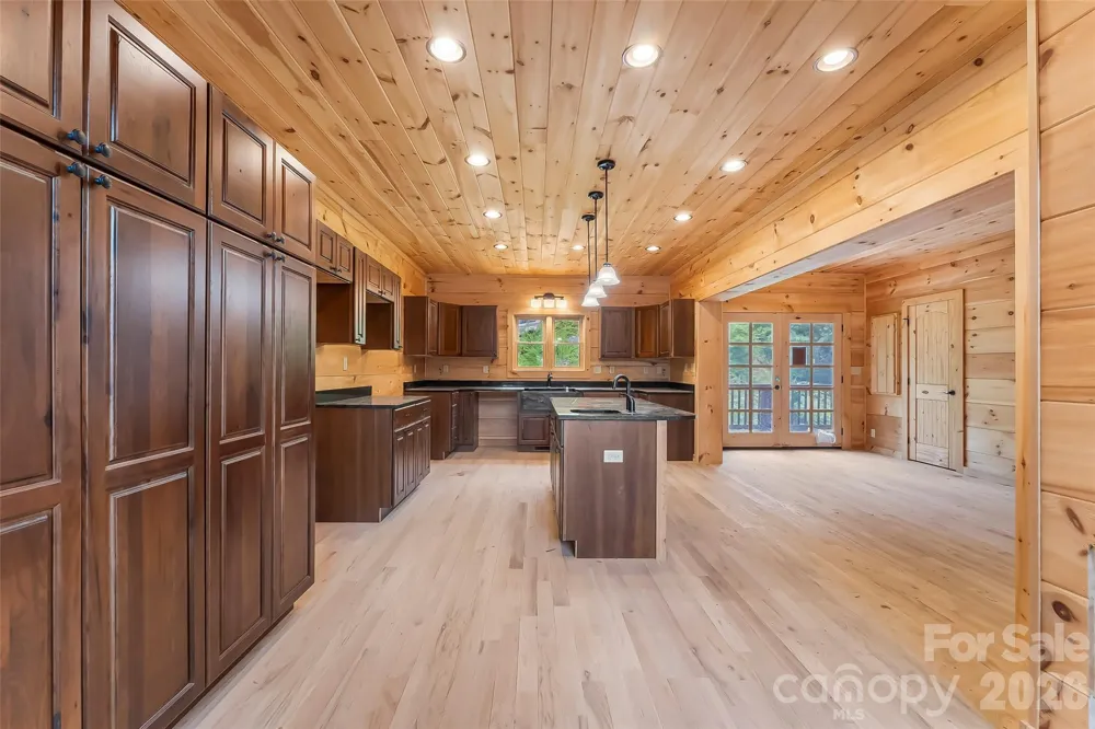 266 Potomac Falls Drive Black Mountain, NC 28711