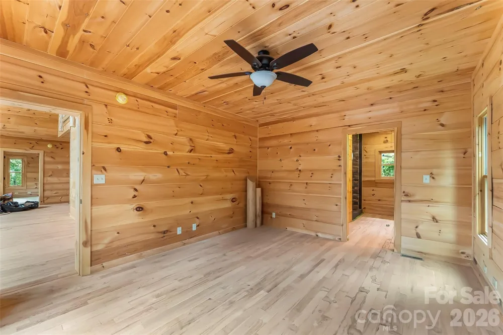 266 Potomac Falls Drive Black Mountain, NC 28711