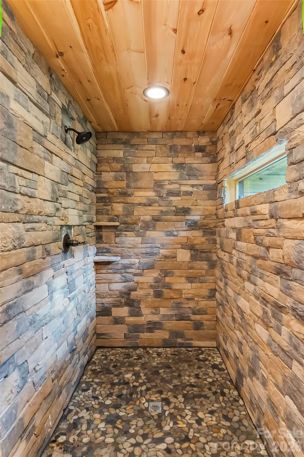 266 Potomac Falls Drive Black Mountain, NC 28711