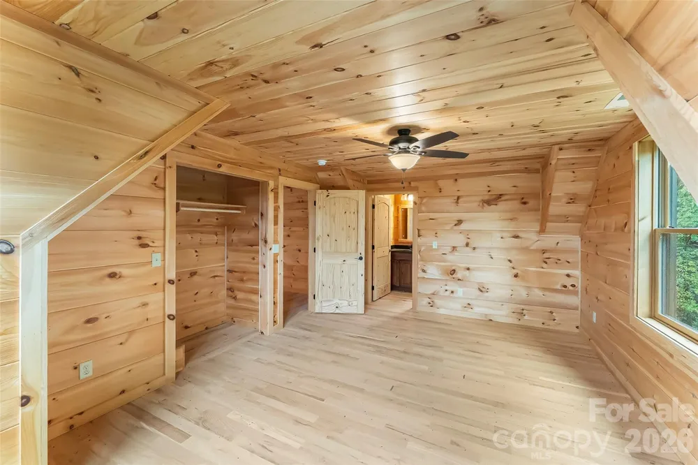 266 Potomac Falls Drive Black Mountain, NC 28711