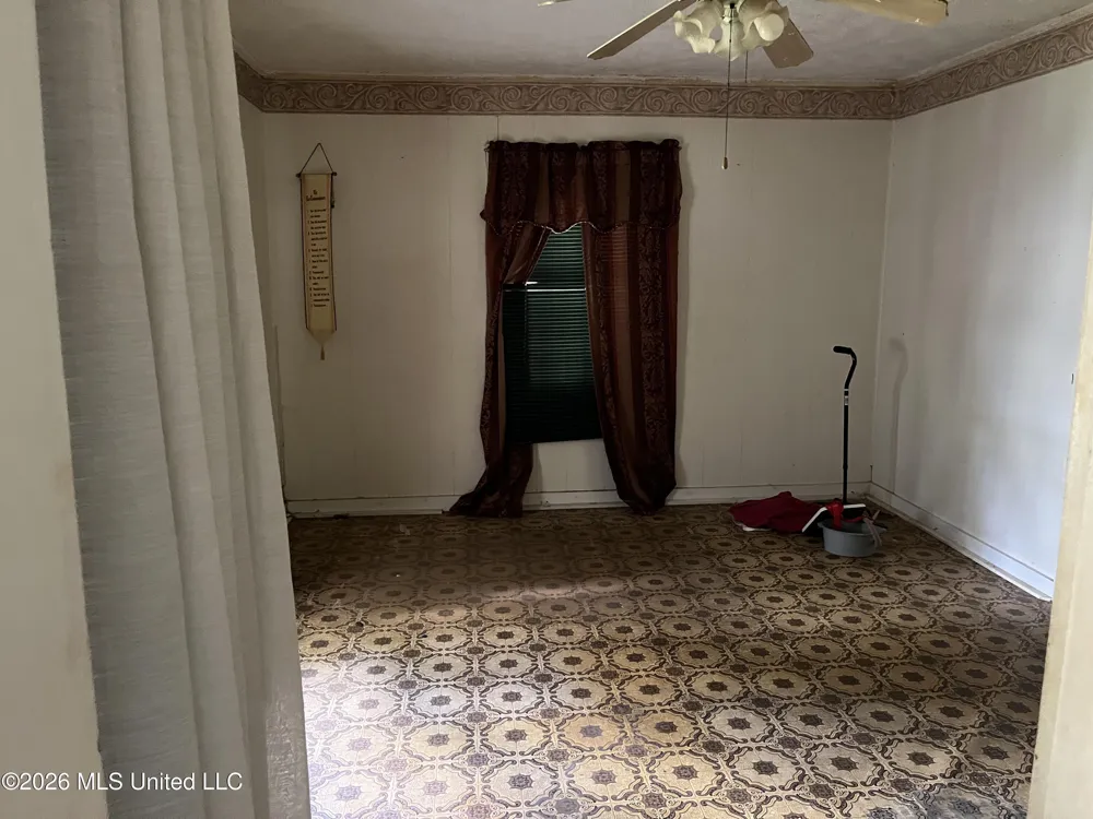 122 Stowell Street Hazlehurst, MS 39083