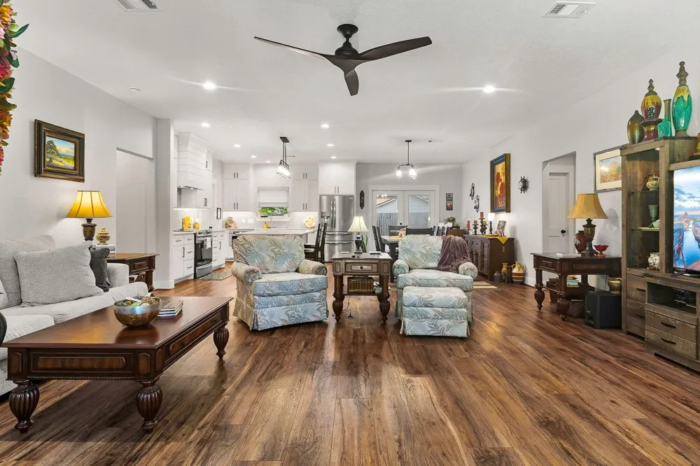 1012 W Jones Street Livingston, TX 77351