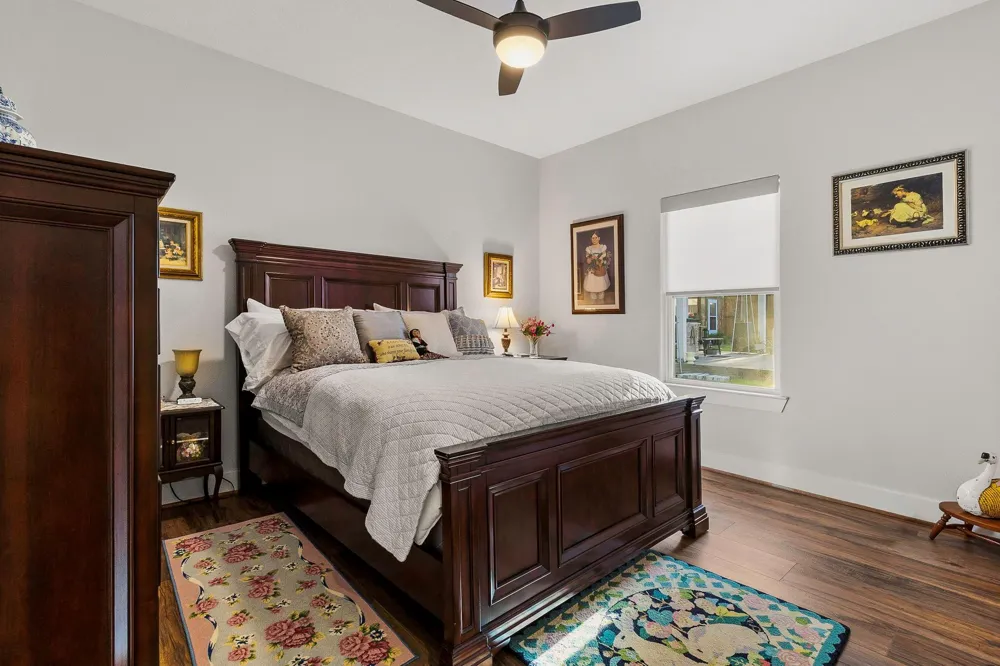 1012 W Jones Street Livingston, TX 77351