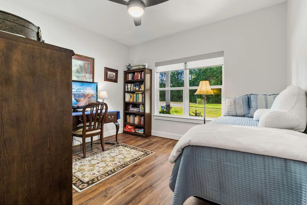 1012 W Jones Street Livingston, TX 77351