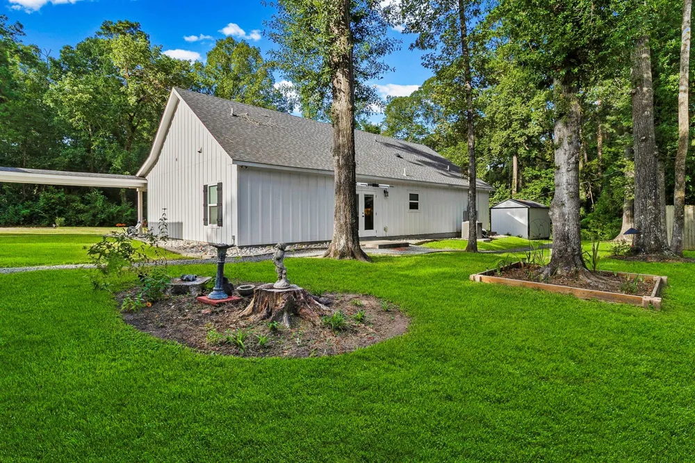 1012 W Jones Street Livingston, TX 77351