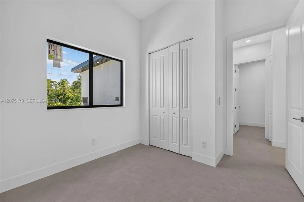 1728 KISMET PKWY W Cape Coral, FL 33993