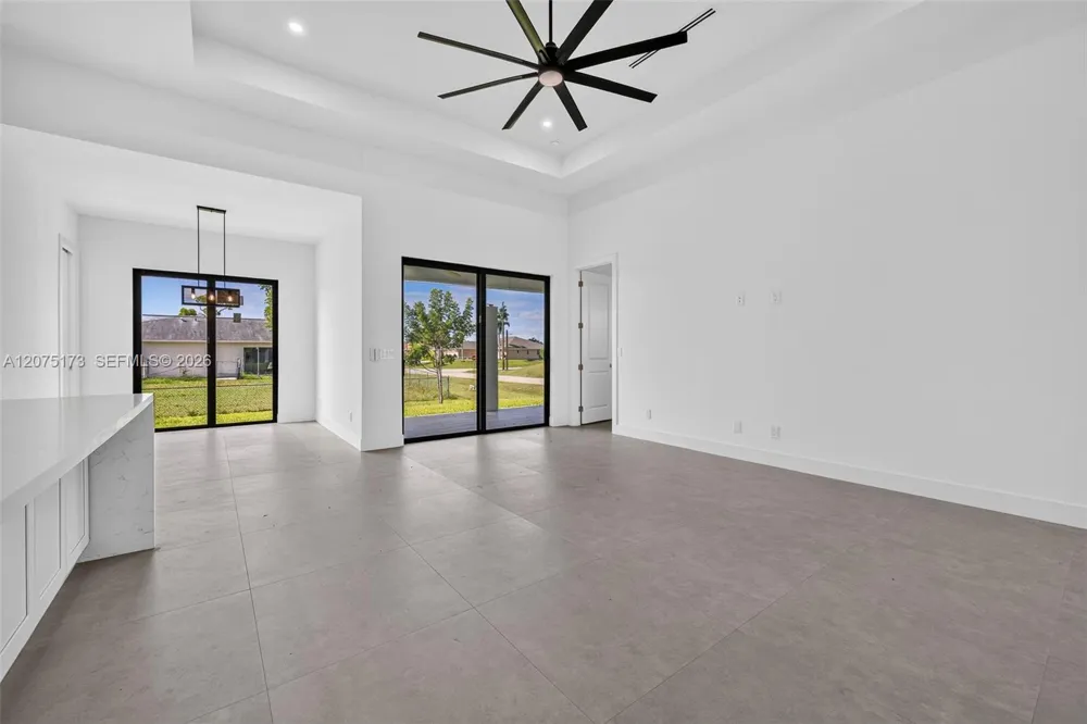 1728 KISMET PKWY W Cape Coral, FL 33993
