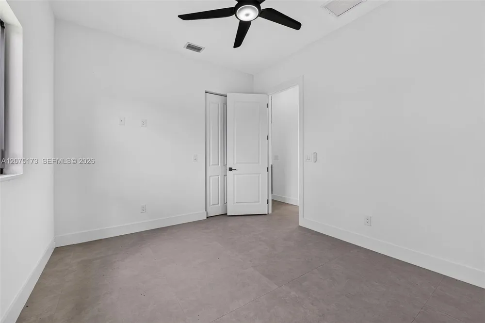 1728 KISMET PKWY W Cape Coral, FL 33993