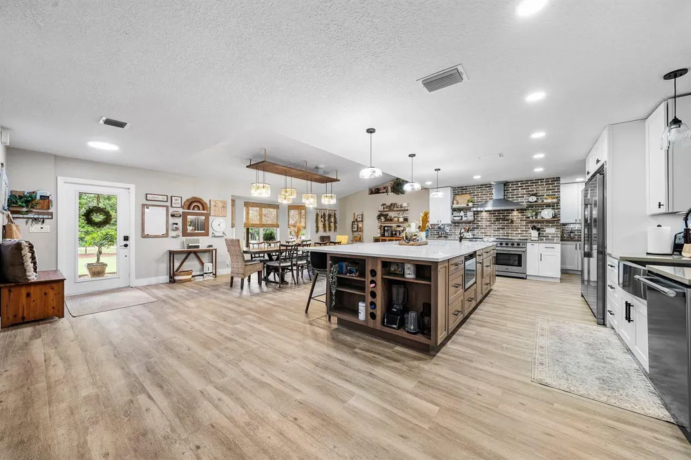 14732 63rd Court Loxahatchee, FL 33470