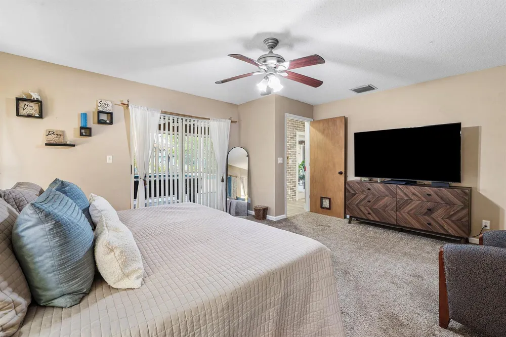 14732 63rd Court Loxahatchee, FL 33470