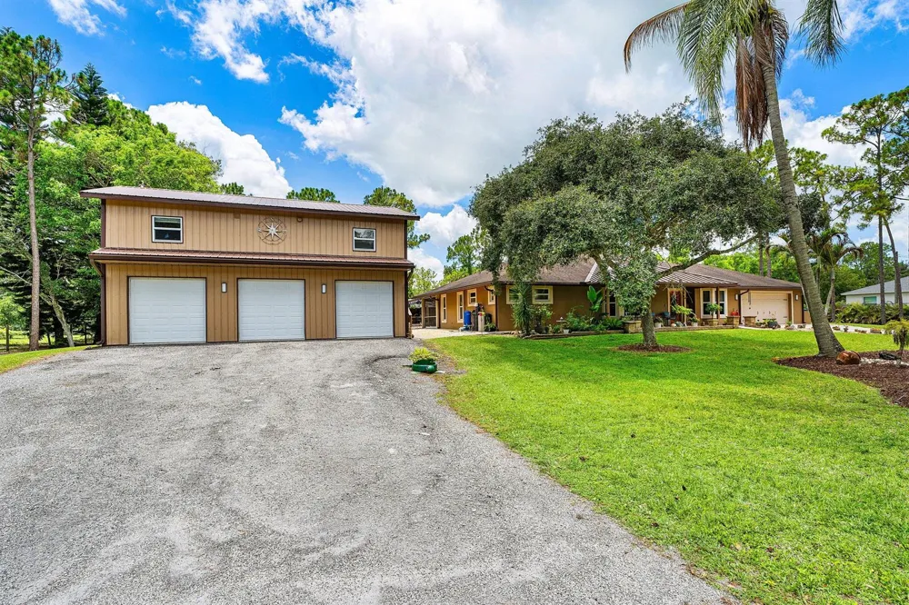 14732 63rd Court Loxahatchee, FL 33470