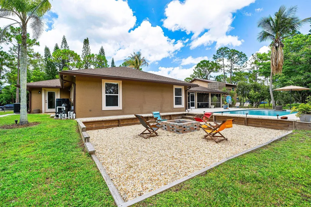 14732 63rd Court Loxahatchee, FL 33470