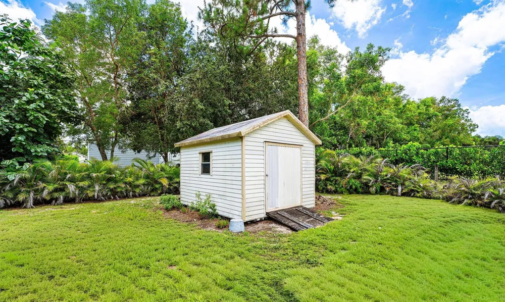 14732 63rd Court Loxahatchee, FL 33470