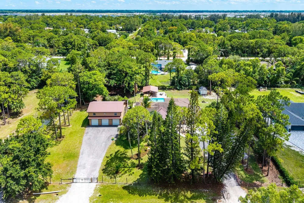 14732 63rd Court Loxahatchee, FL 33470