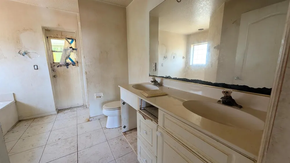 2501 Iroquois Avenue Fort Pierce, FL 34946