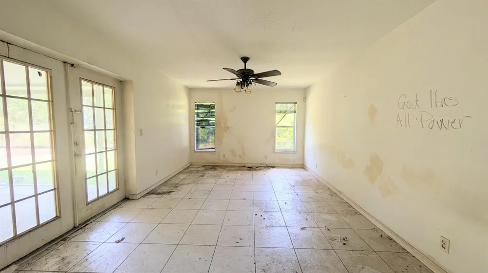 2501 Iroquois Avenue Fort Pierce, FL 34946