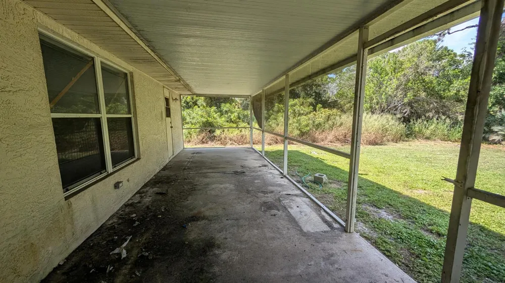 2501 Iroquois Avenue Fort Pierce, FL 34946