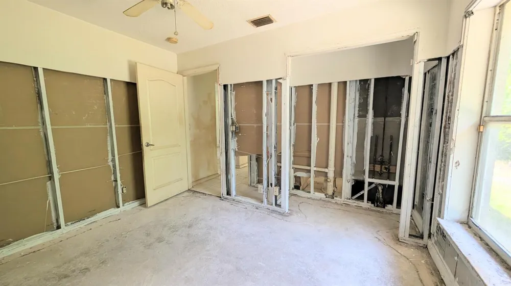 2501 Iroquois Avenue Fort Pierce, FL 34946