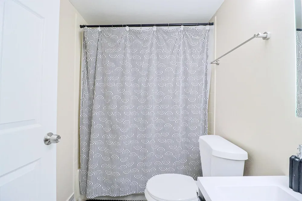 450 PALM CIRCLE W #106 Pembroke Pines, FL 33025