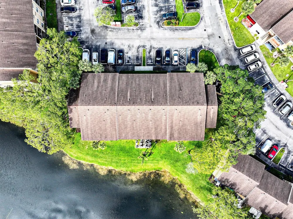 450 PALM CIRCLE W #106 Pembroke Pines, FL 33025