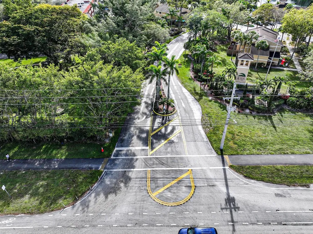 450 PALM CIRCLE W #106 Pembroke Pines, FL 33025